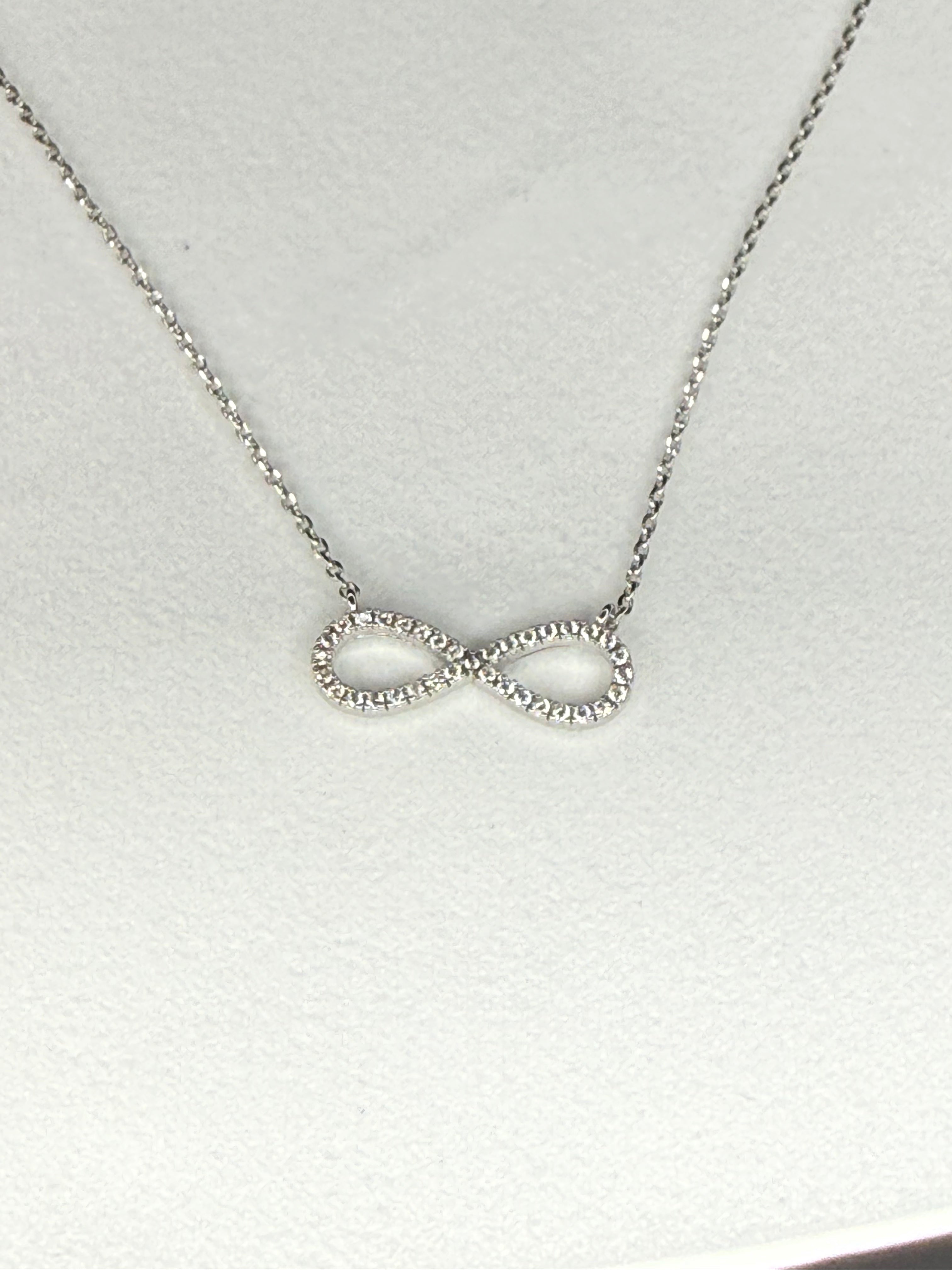 Infinity Loop Pendant Necklace