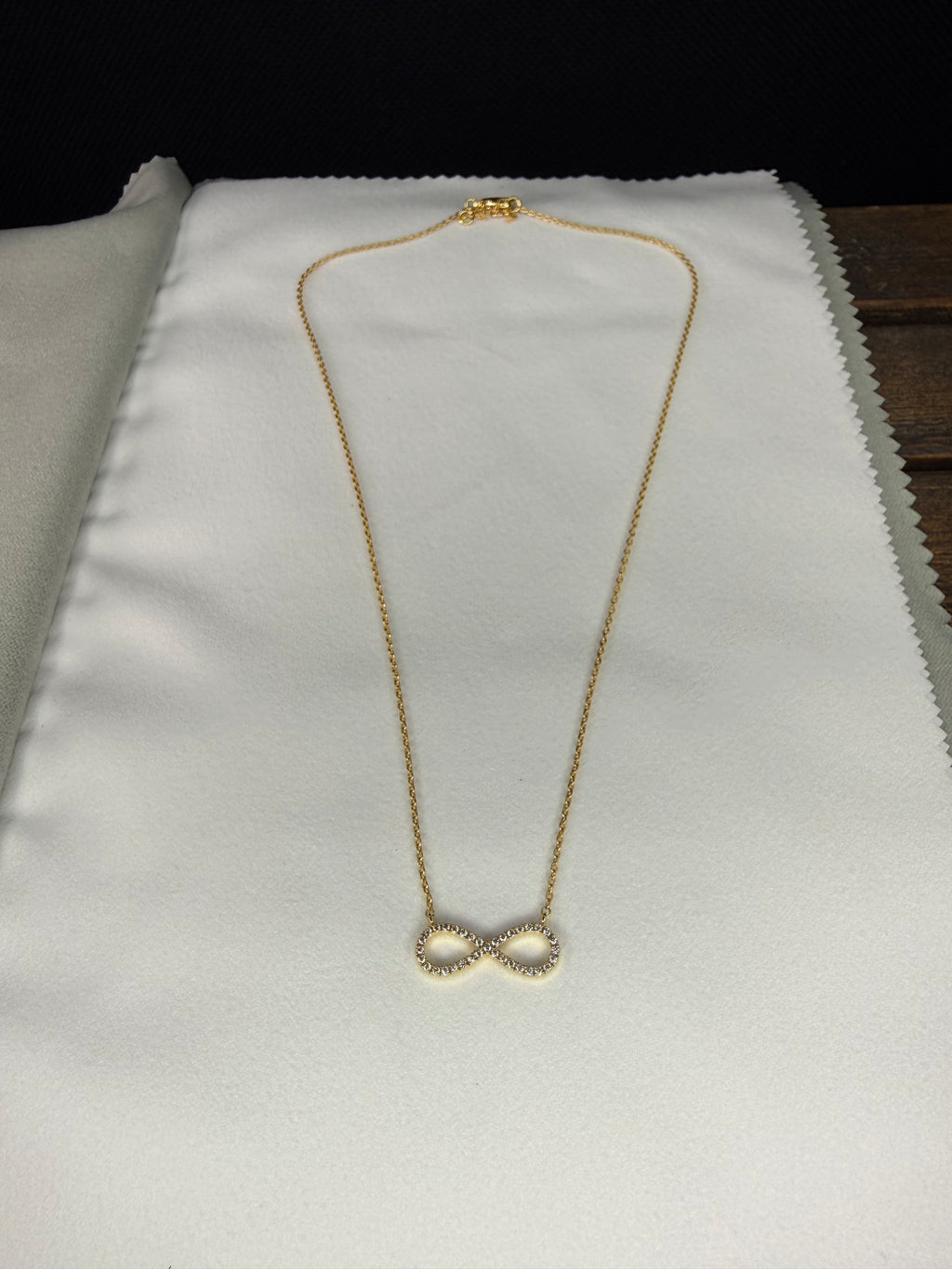 Infinity Loop Pendant Necklace - Gold